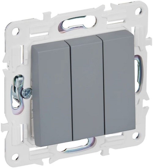 Выключатель трехклавишный  IEK SK-V30-0-10-K03 1157342