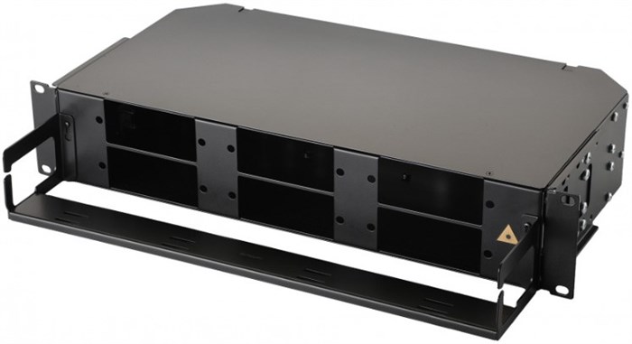 Панель  Eurolan 47C-06-00BL 1003670